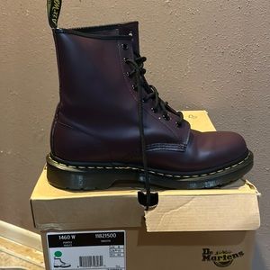 Purple Doc Martens - women’s size 10, perfect condition, hardly worn